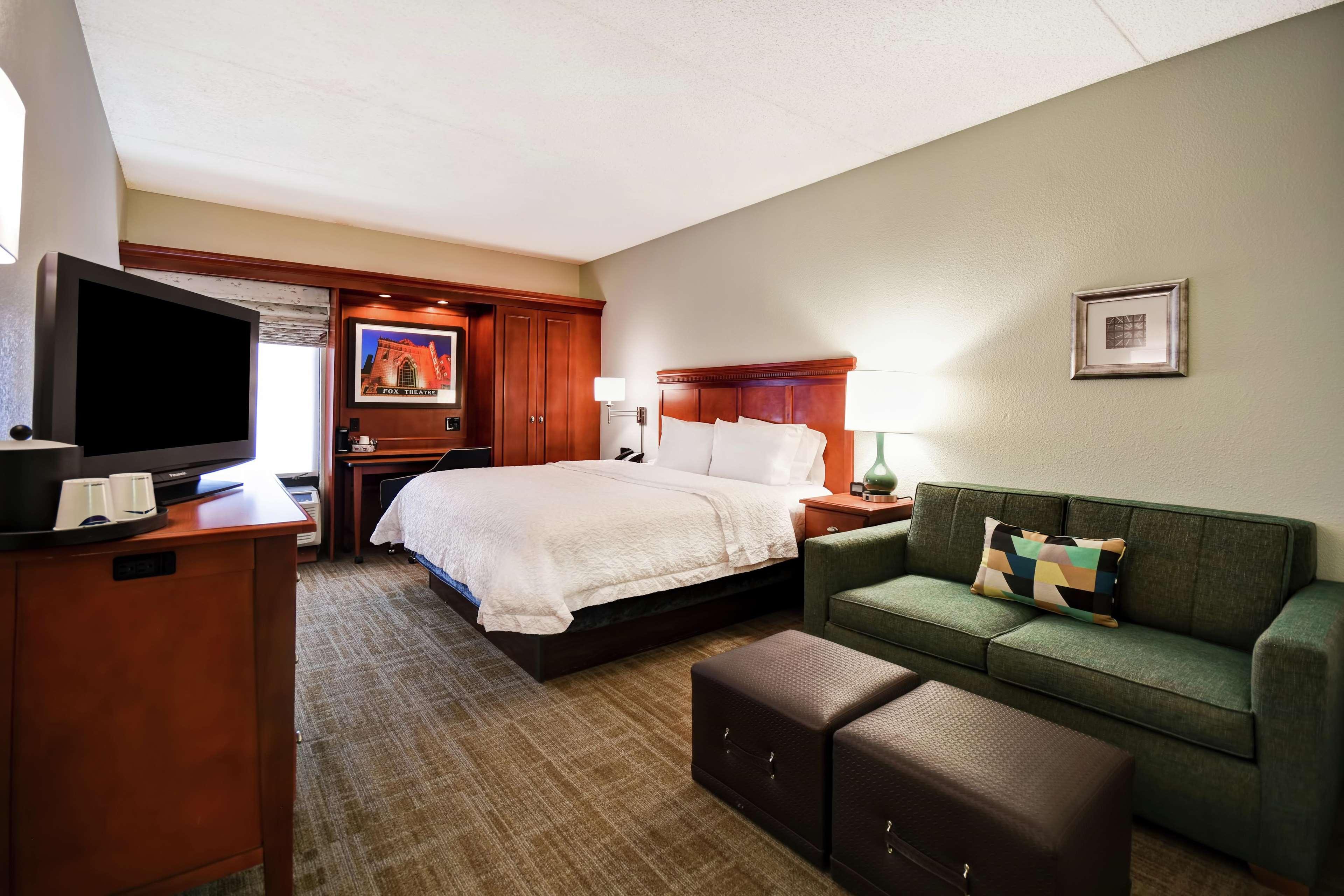 Hampton Inn St. Louis - Westport Maryland Heights Buitenkant foto