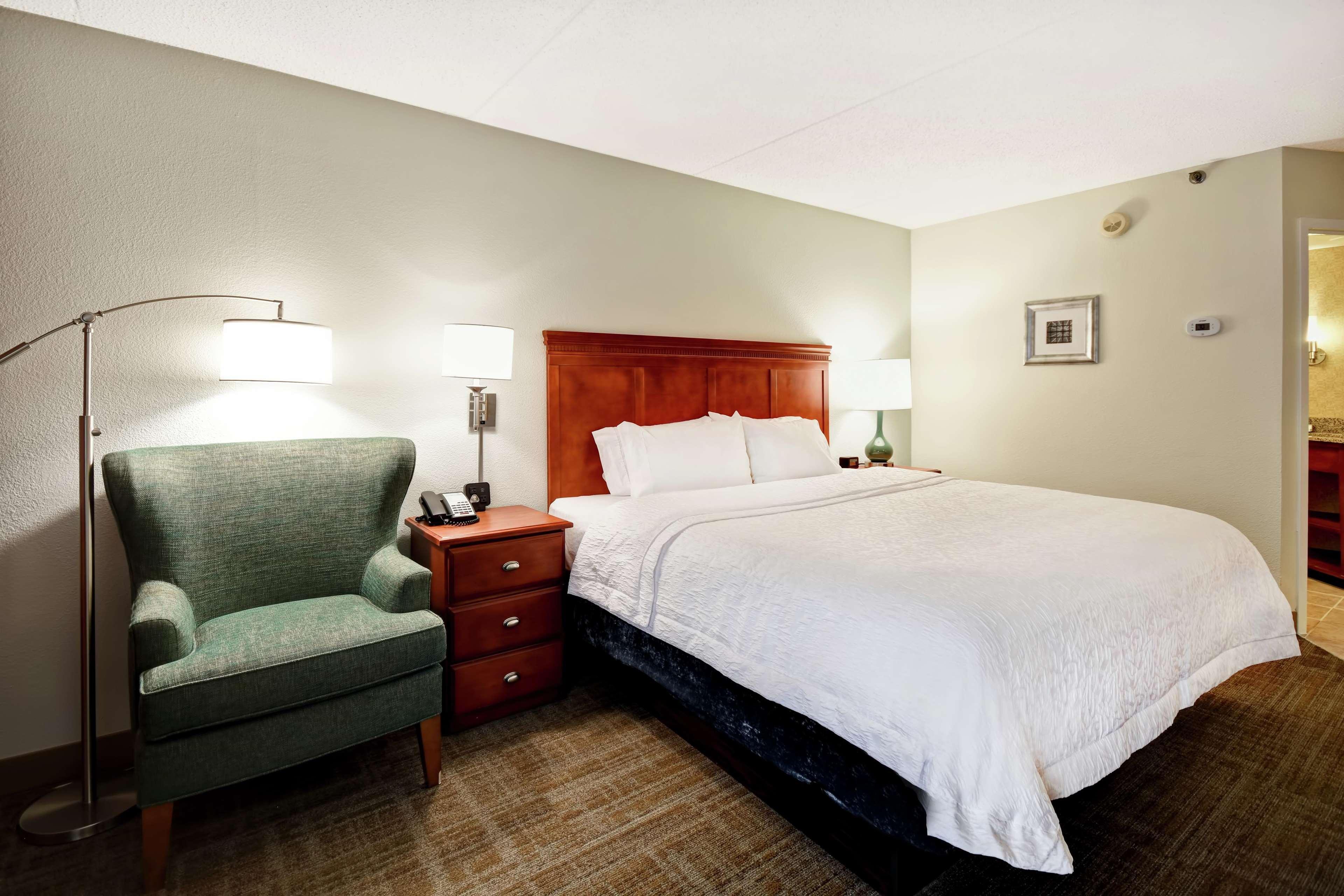 Hampton Inn St. Louis - Westport Maryland Heights Buitenkant foto