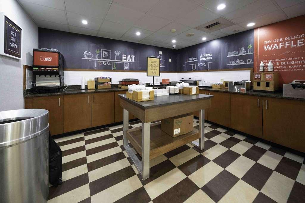Hampton Inn St. Louis - Westport Maryland Heights Buitenkant foto