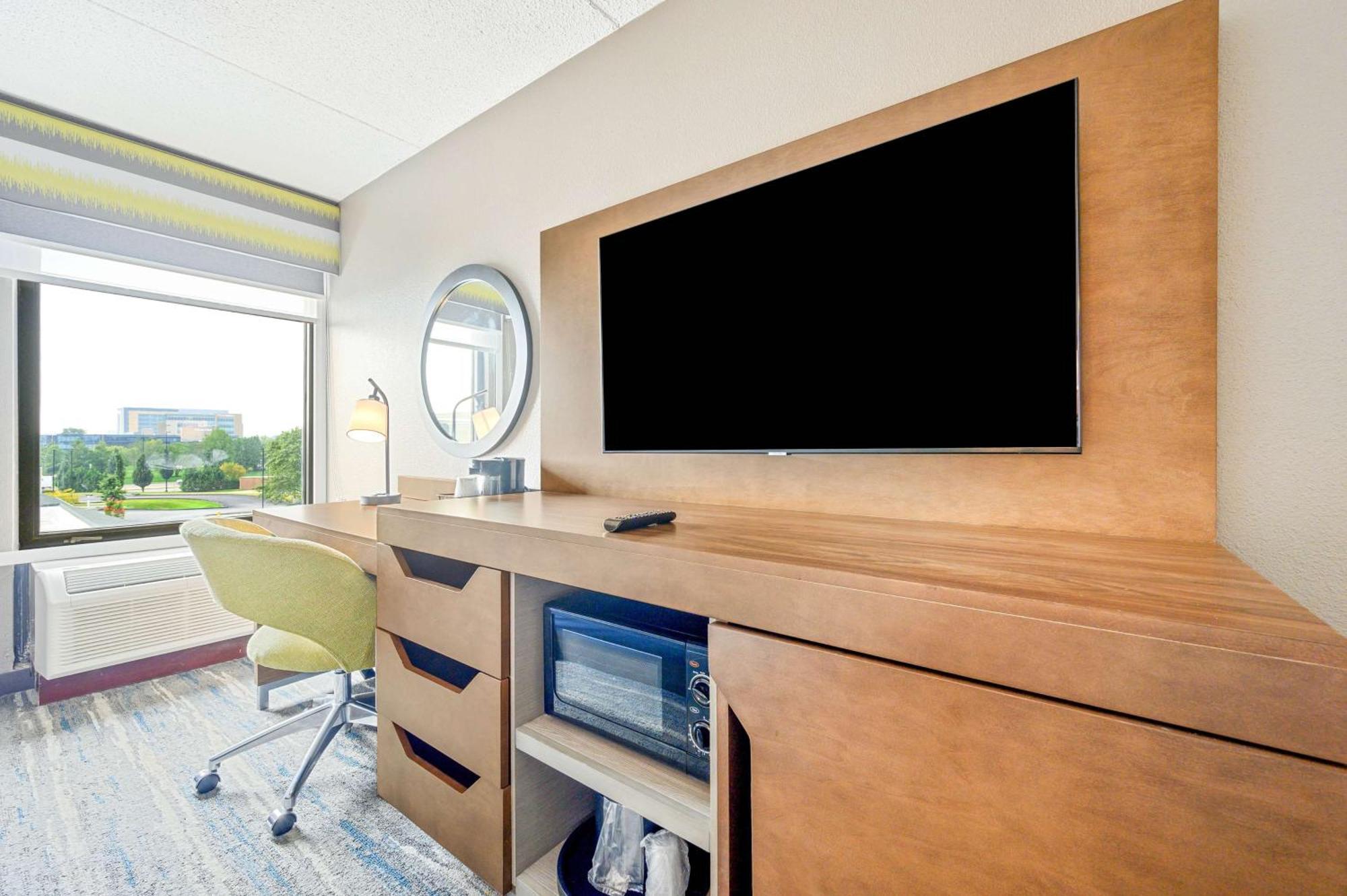 Hampton Inn St. Louis - Westport Maryland Heights Buitenkant foto