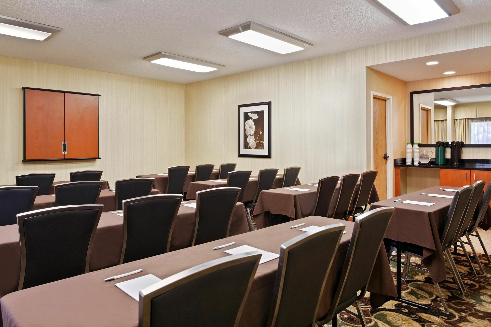 Hampton Inn St. Louis - Westport Maryland Heights Buitenkant foto